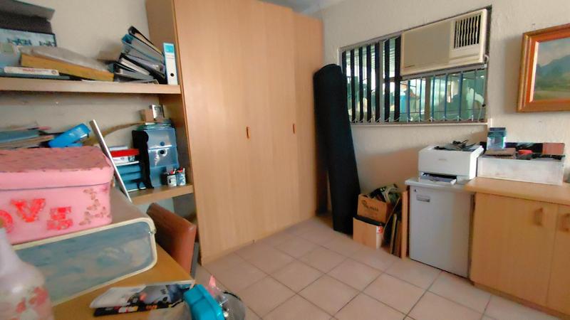 4 Bedroom Property for Sale in Pellissier Free State